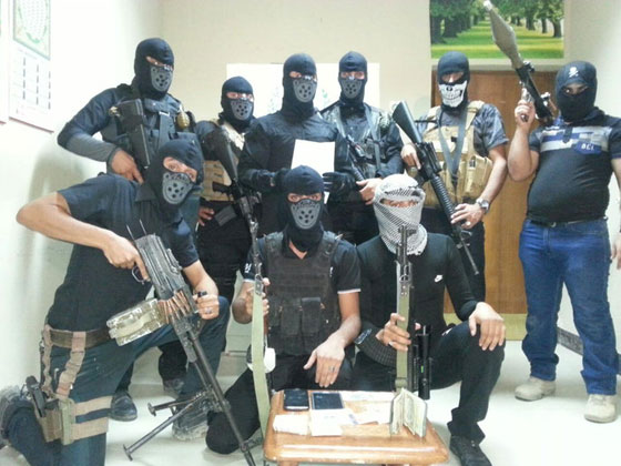 الهواتف الذكية لعناصر داعش تكشف اسرار التنظيم صورة رقم 6