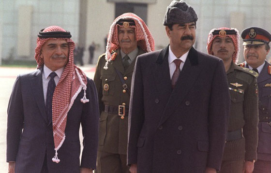 مرسيدس صدام حسين لغزو الكويت للبيع في مزاد علني صورة رقم 3