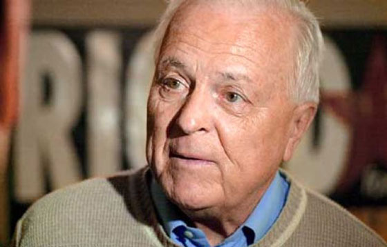 انضم اليهم 3 هذا العام.. تعرف على الكتاب الاعلى دخلا في العالم صورة رقم 12