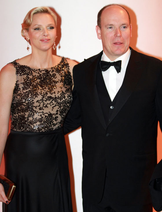 حمل اميرة موناكو لم يسعفها وعزلتها تجعلها على وشك الانهيار صورة رقم 2