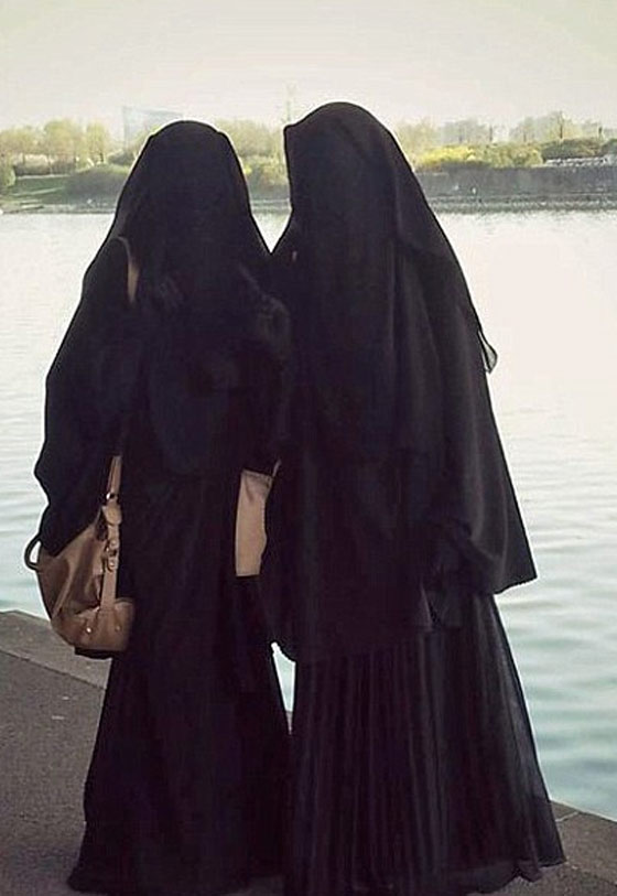 شابة نمساوية استخدمها داعش كطعم لجذب الجهاديين قتلت بسوريا صورة رقم 3