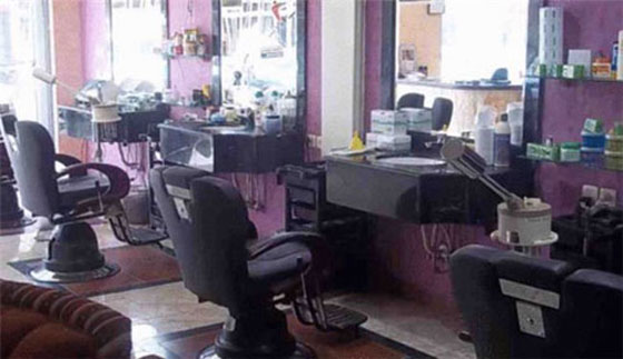 صالون حلاقة يراعي الشريعة الاسلامية في اوكرانيا صورة رقم 1