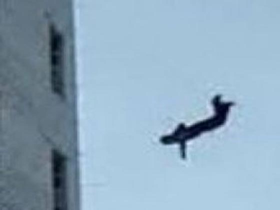 مراهقة تهرب من الاغتصاب بالقفز من الطابق الثالث!! صورة رقم 1