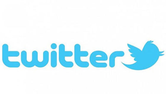 حساب المعلمة في تويتر.. نقطة خلاف مشتعلة بينها وبين طالباتها صورة رقم 1