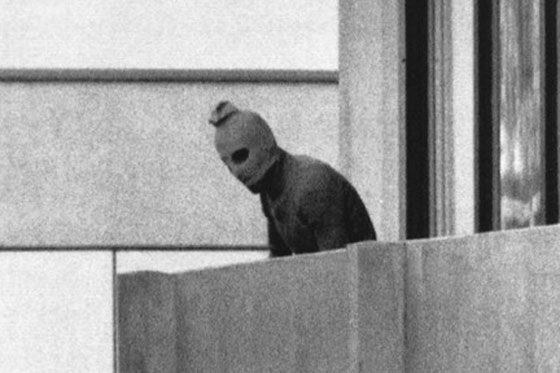 مايك هراري.. آلة قتل ناجحة في عصابات البلماخ والموساد صورة رقم 6