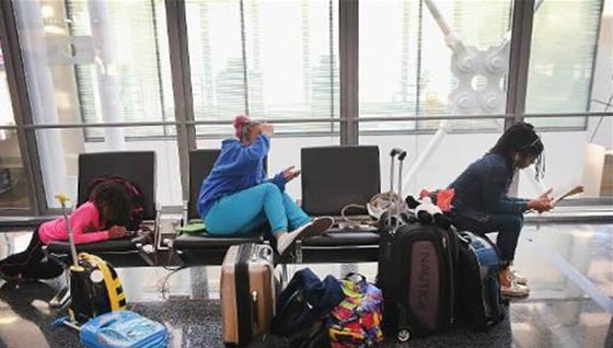 محاولة انتحار تربك آلاف الرحلات الجوية الى شيكاغو!! صورة رقم 5