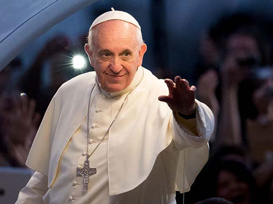 بيد مَنْ يمكن ان يقتل بابا ومَنْ له مصلحة مباشرة في مغادرته؟ صورة رقم 4