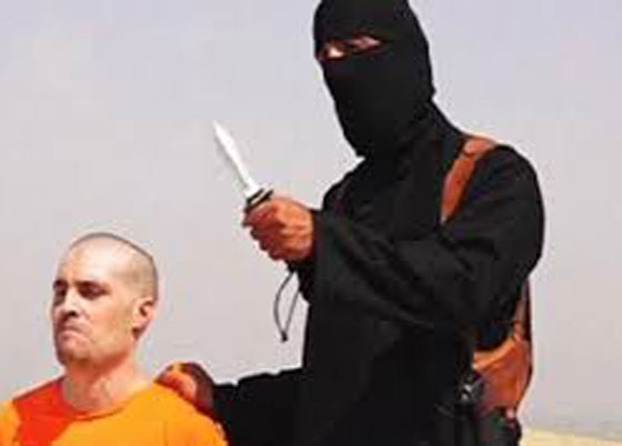 طائرة بريطانية من دون طيار تخترق سماء داعش وتلاحق ذبـّاحها الملثم صورة رقم 1