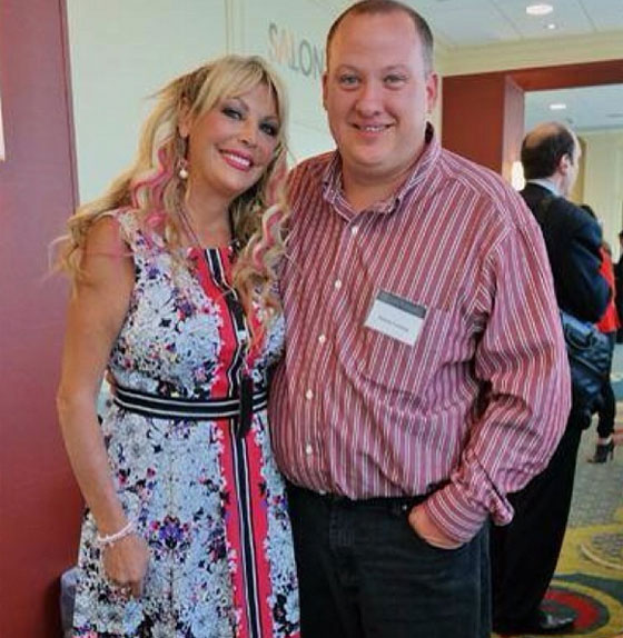 مومس وممثلة افلام فجور تلقى موعظة كنسية!! صورة رقم 6