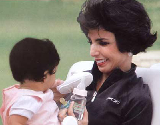 بعد كرٍّ وفرٍّ.. انتهاء قضية ابنة رشيدة داتي في اروقة القضاء الفرنسي صورة رقم 11