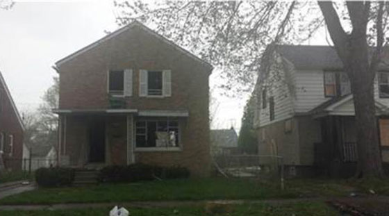 هيك البيع والا بلاش.. امريكي يعرض بيته مقابل هاتف iPhone 6 Plus!! صورة رقم 1