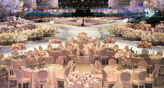 صور رائعة: الشيخة لطيفة تصمم قاعة حفل زفافها لتشبه قبة السماء صورة رقم 3