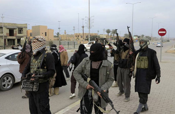 خبير عسكري يرجح استخدام داعش لقنابل فيروس ايبولا الفتاك صورة رقم 1