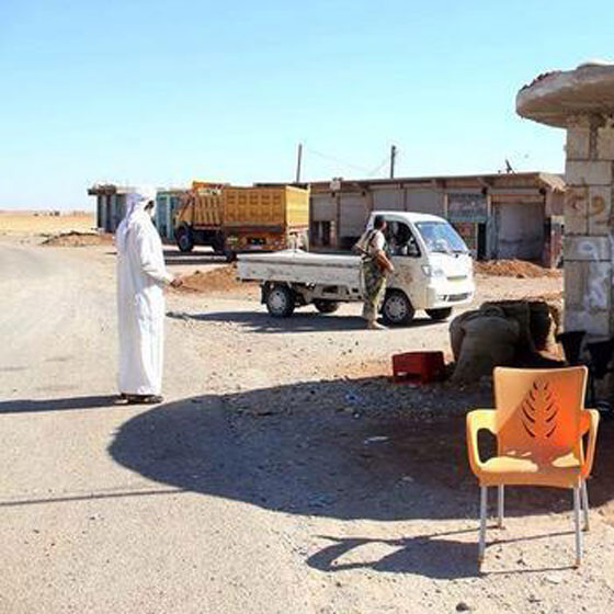 بالصور.. داعش يسيطر على جزء من كوباني يرتاحون وينتقمون صورة رقم 6