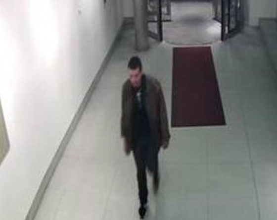 المحكمة تنشر صورا للمعتدي على الفتيات الاماراتيات بالمطرقة صورة رقم 4