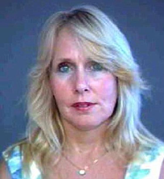 تبرئة امريكية من تهمة قتل زوجها بعد 17 قضتها بالسجن! صورة رقم 2