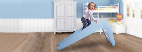 زلاقة طفل مطلية بالذهب تباع في دبي بـ 12500 دولار صورة رقم 7