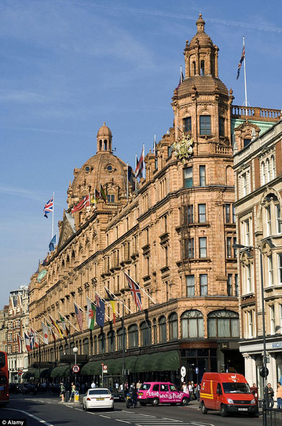 اغلى عطر في العالم.. 30 مليلتر بـ 230 الف دولار صورة رقم 4