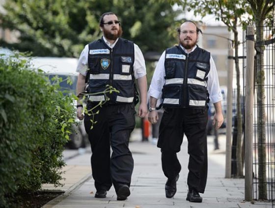 شومريم.. مجموعة يهودية متدينة تحرس المسلمين ومساجدهم في انكلترا صورة رقم 3