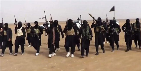 بالصورة: تهديد لرمز المسيحية.. علم داعش يرفرف فوق الفاتيكان! صورة رقم 5