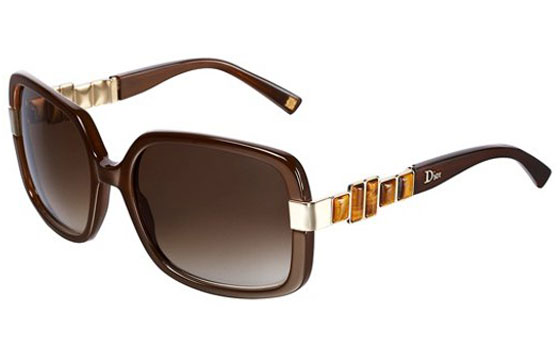 الصين تحتال على العالم وتقلد أجود الماركات ايفون ورولكس وبوما صورة رقم 3