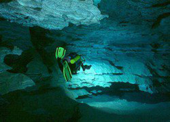 صور رائعة لأشهر كهوف ومغارات السعودية ثروة سياحية لا تُقدر بثمن صورة رقم 5