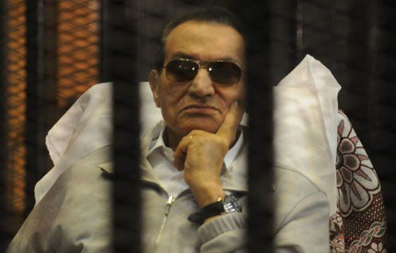 حوار ساخن بين طنطاوي ومبارك في مستشفى المعادي.. هذه هي تفاصيله صورة رقم 1