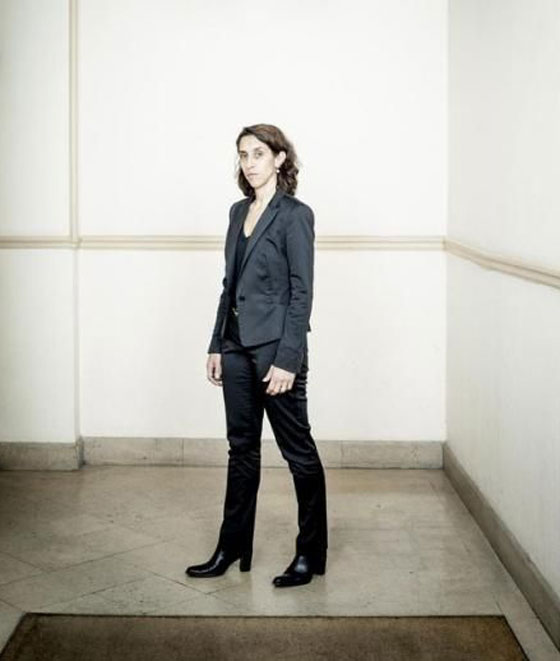 صوفي هات امرأة على استعداد للموت من اجل الرئيس الفرنسي.. تعرف عليها صورة رقم 3 صوفي هات امرأة على استعداد للموت من اجل الرئيس الفرنسي.. تعرف عليها صورة رقم 3