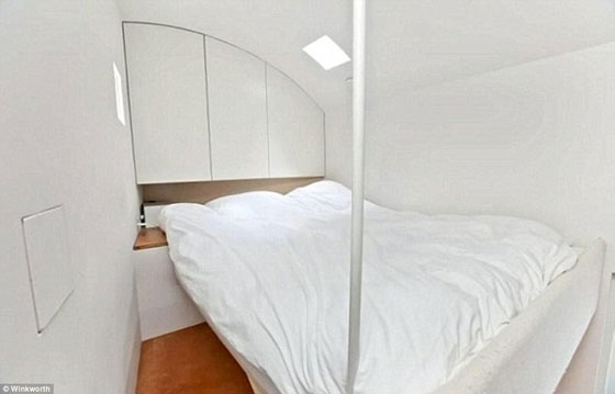 صور وفيديو اصغر بيت في لندن يباع بـ 445 الف دولار ! صورة رقم 6