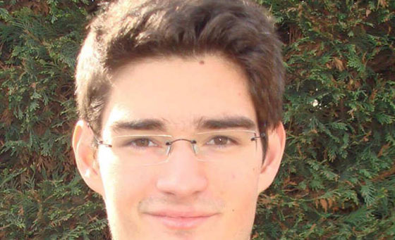 اعتناق فرنسي للإسلام يحدث ازمة بين صفوف حزبه اليميني المتطرف صورة رقم 1