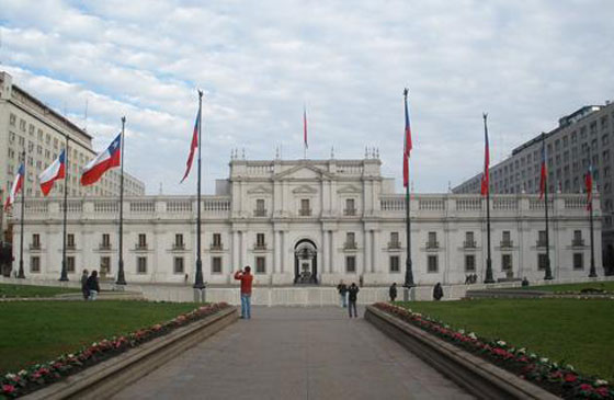  سطو على شاحنة مدرعة في تشيلي وسرقة 4 ملايين دولار صورة رقم 1