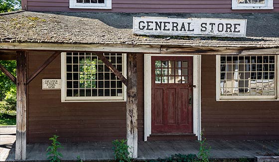 شبح غامض يتجول في بلدة الاشباح الامريكية.. يدعى شميث صورة رقم 8