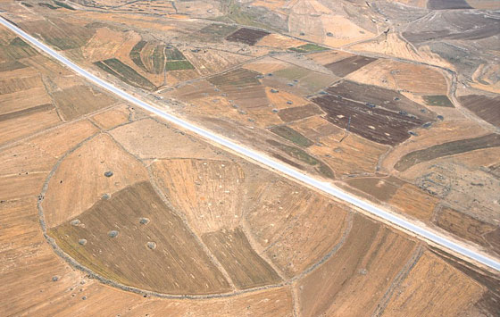 دوائر عملاقة في صحراء الاردن تربك العلماء.. تعرف عليها صورة رقم 4