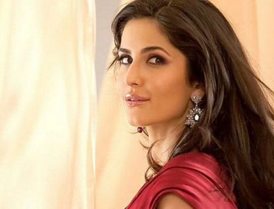  مغربية توقع سعودي بغرامها مستخدمة صورة فنانة هندية وتسلب منه الملايين صورة رقم 1