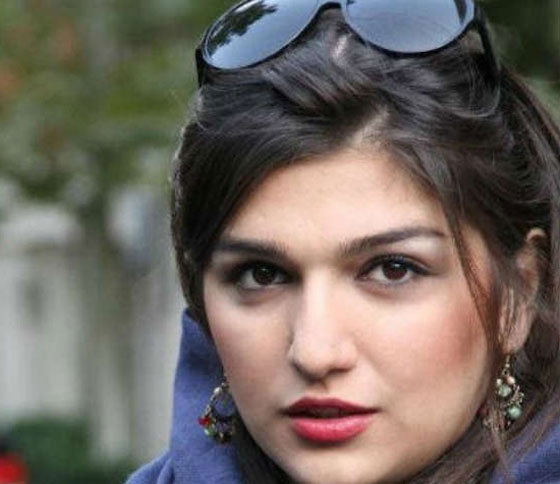 السجن سنة لشابة ايرانية حاولت حضور مباراة رياضية للذكور صورة رقم 2