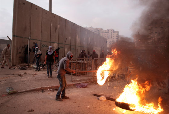 ليبرمان لاعضاء الكنيست: دخولكم الى الاقصى يفتقر للحكمة صورة رقم 11