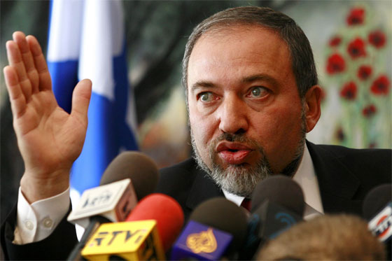 ليبرمان لاعضاء الكنيست: دخولكم الى الاقصى يفتقر للحكمة صورة رقم 1