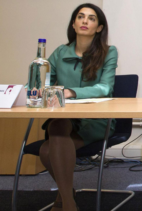 أمل كلوني تطالب السلطات المصرية باطلاق سراح مراسل الجزيرة  صورة رقم 6