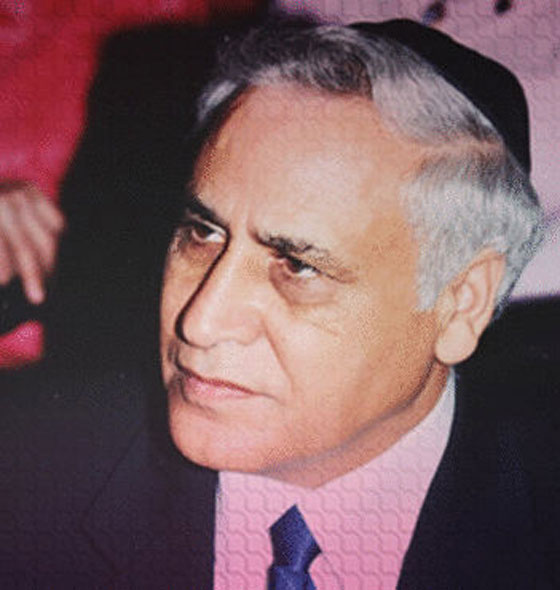 فواحش الكبار.. 9 فضائح مخلة بالاداب من العيار الثقيل ارتكبها سياسيون ورؤساء صورة رقم 4