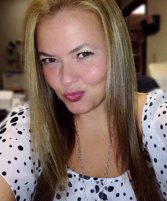 بالصور.. شابة تتحول من الاكل السريع الى الفواكه وتخسر 68 كغم صورة رقم 8