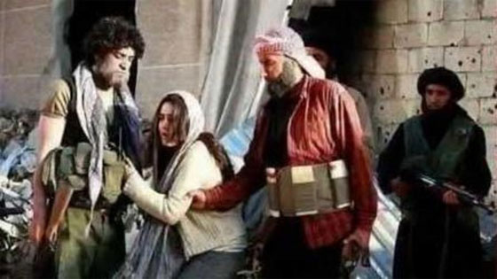  داعشيون يقتلون أفراد عائلة رفضت تزويج ابنتها لأحد عناصره صورة رقم 1