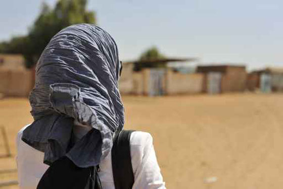 قصص فتيات مصريات خلعن الحجاب، ورد مستشارة موقع عمرو خالد صورة رقم 3