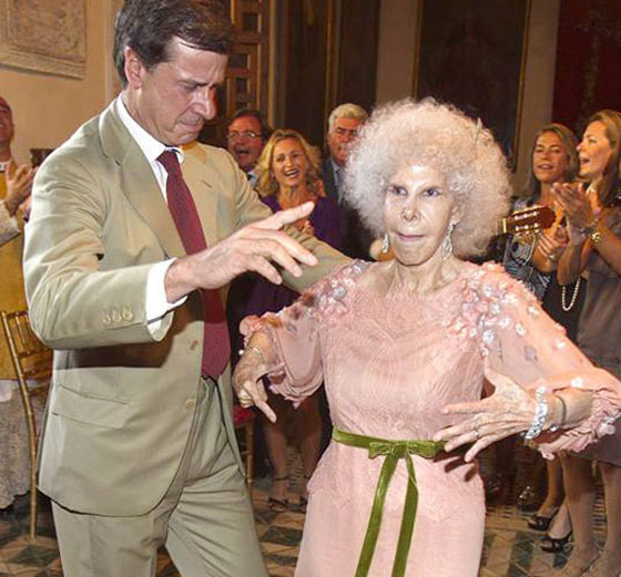 وفاة الدوقة صاحبة اكبر عدد من الالقاب الارستقراطية بالعالم صورة رقم 2