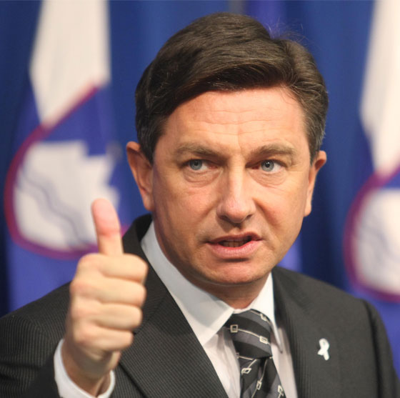 رؤساء جاؤوا من العزف والرسم والموسيقى والشعر الى سدة الحكم  صورة رقم 6