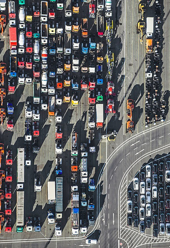 بالصور.. الحياة اليومية ترسم أشكالا هندسية هائلة من الجو صورة رقم 7