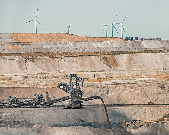 بالصور.. الحياة اليومية ترسم أشكالا هندسية هائلة من الجو صورة رقم 13