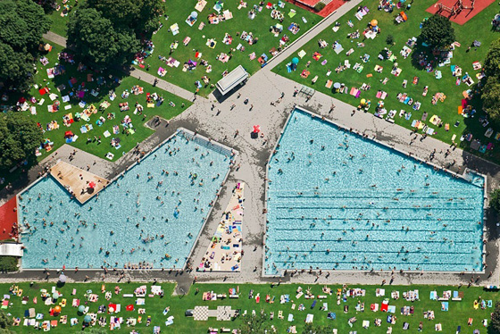 بالصور.. الحياة اليومية ترسم أشكالا هندسية هائلة من الجو صورة رقم 18