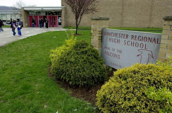 بالصور.. معلمة محجّبة تتحرش بتلميذ في مدرسة بنيوجيرسي  صورة رقم 4