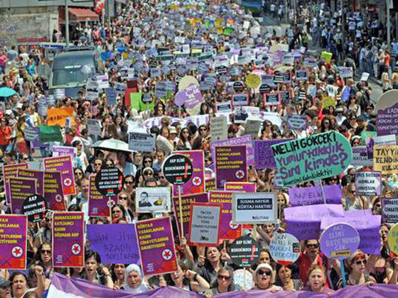 اردوغان يثير غضب النساء: ديننا لا يساوي بين الرجل والمرأة! صورة رقم 4