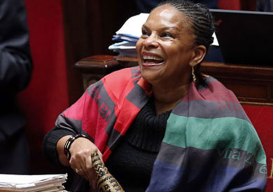  تغريم نائب فرنسي شبّه وزيرة سمراء البشرة بالقرد! صورة رقم 5